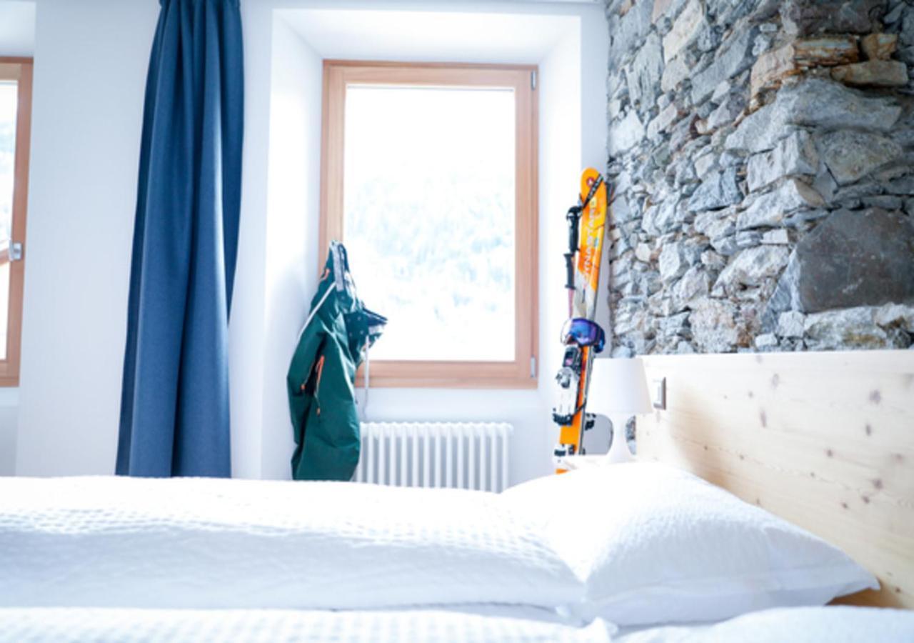 Bed&Bike Tremola San Gottardo Hotel Airolo Exterior photo